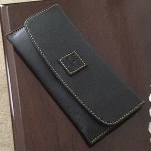Dooney and Bourke accessory